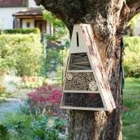 Navaris Insektenhotel aus Holz - Naturbelassenes Insekten Hotel  Zum Aufh&auml;ngen